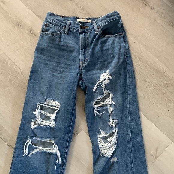 LEVI’S 94 BAGGY HIGH RISE JEANS size 26 distressed medium wash - Picture 5 of 13